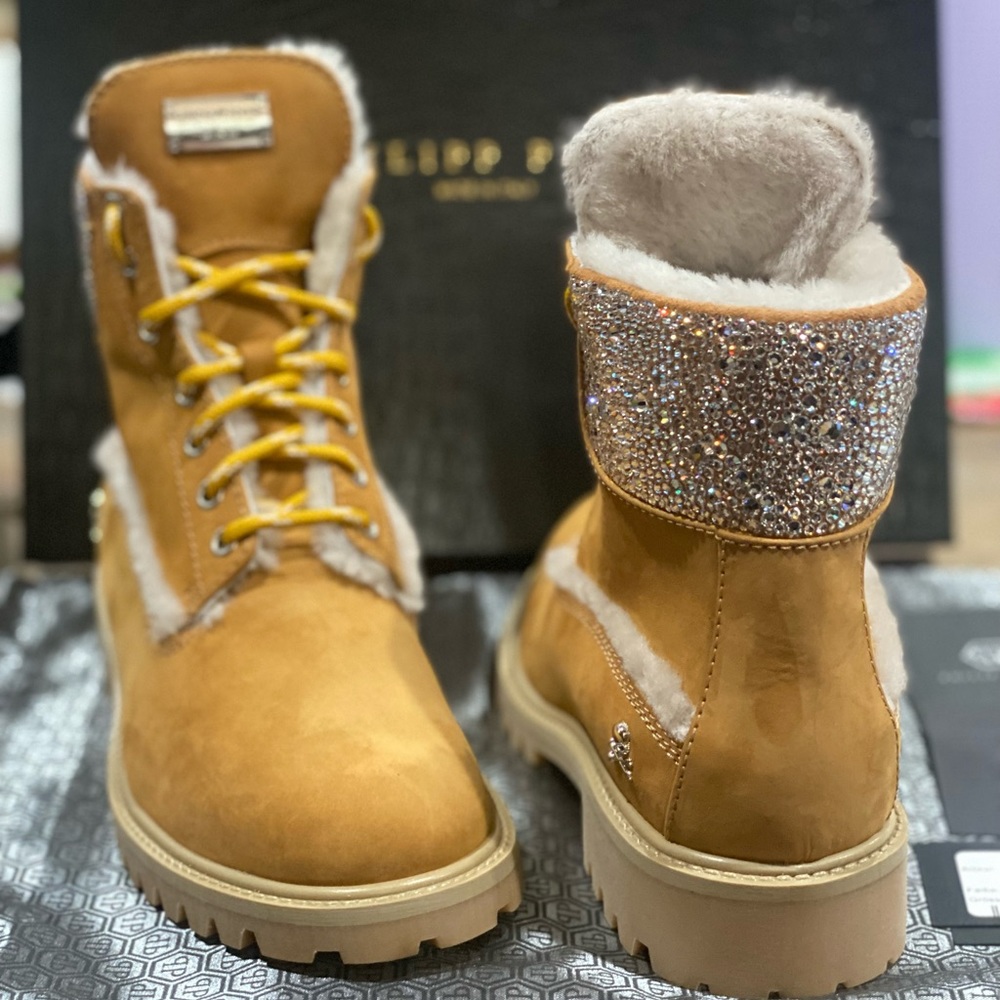 Philipp plein nabuk boot with crystals and fur bnib size 38